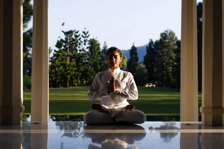 Top Meditation Retreat Plans: A Comprehensive Guide to Contemplative Immersions